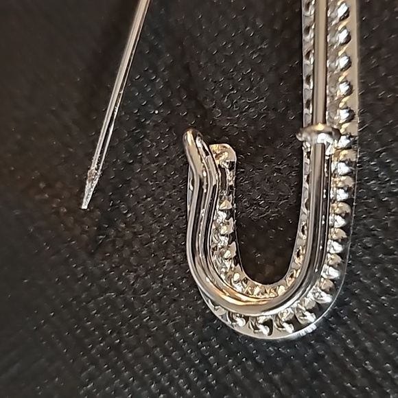 Silver Rhinestone paper clips. - Picture 7 of 8